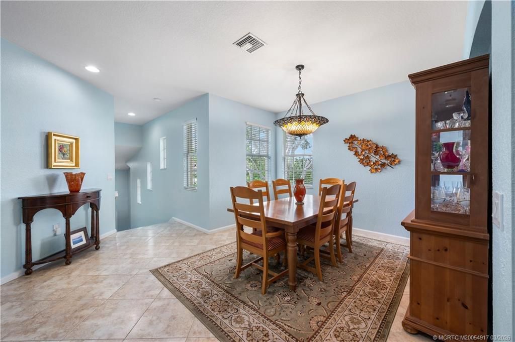 691 SW Glen Crest Way, Stuart, FL 34997 Photo