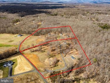 7-27 & 7-27F FLETCHER LANE , AMISSVILLE, VA 20106