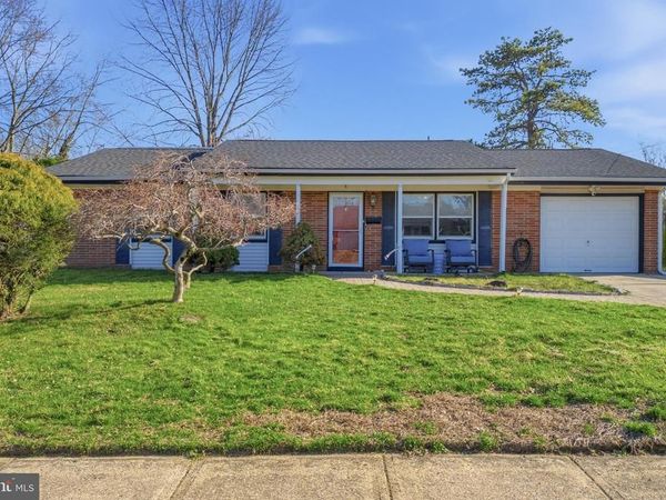 6 HUNTERDON AVENUE , MONROE TOWNSHIP, NJ 08831