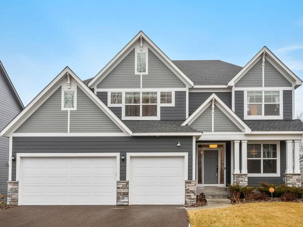 18700 61st Avenue N, Plymouth, MN 55446