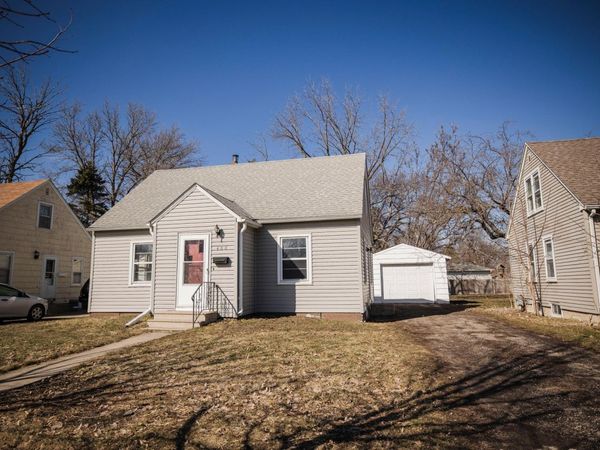 406 W 11th Street, Morris, MN 56267