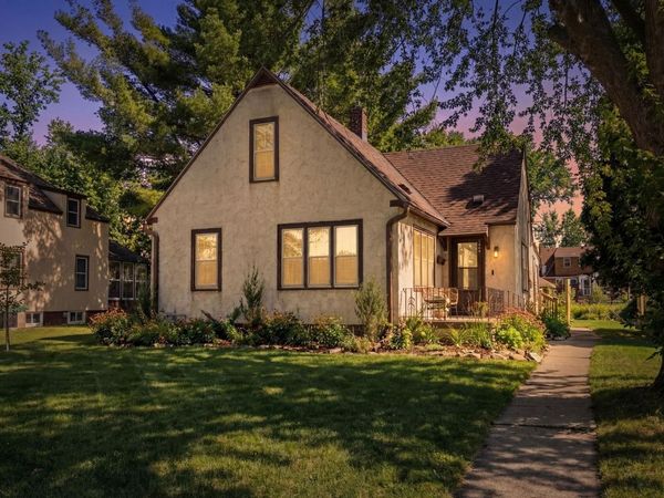 729 6th Avenue SW, Faribault, MN 55021