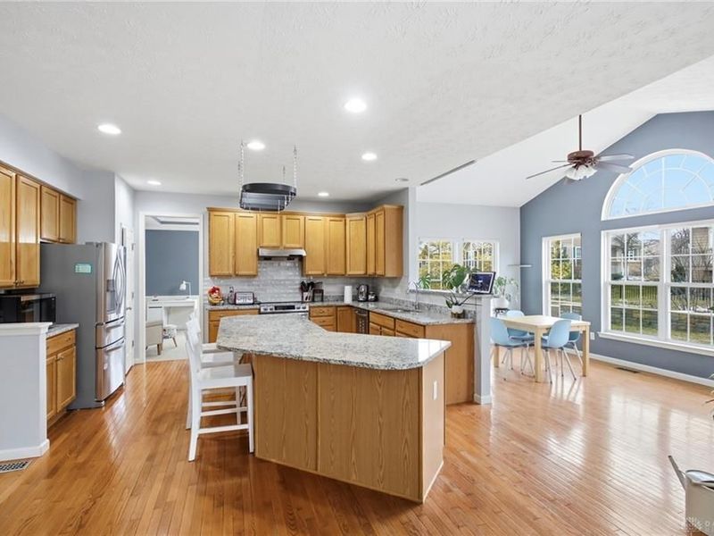 2518 Muirfield Drive, Beavercreek, OH 45431 Photo 13