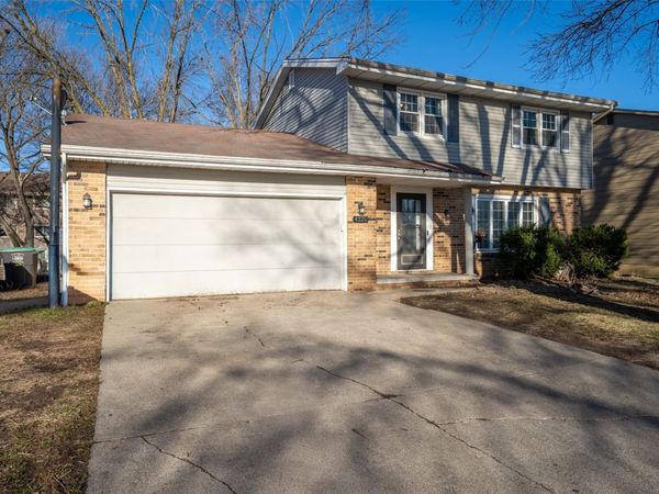 4320 54th Street, Des Moines, IA 50310