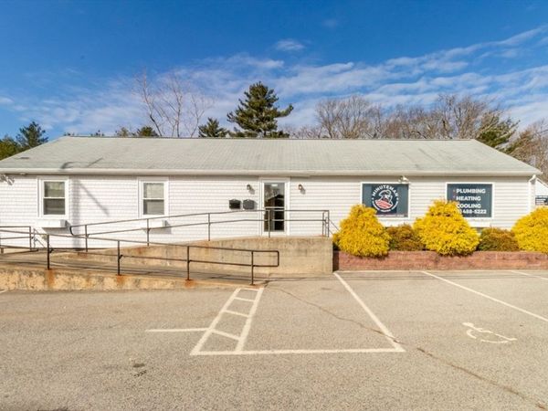 1581 Main Street, Weymouth, MA 02190