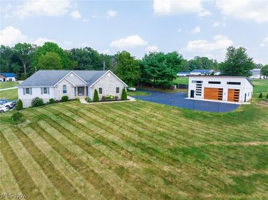 9554 Dover Road, Apple Creek, OH 44606