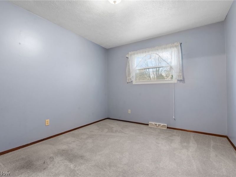 3773 Northern Street NE, Canton, OH 44721 Photo 25