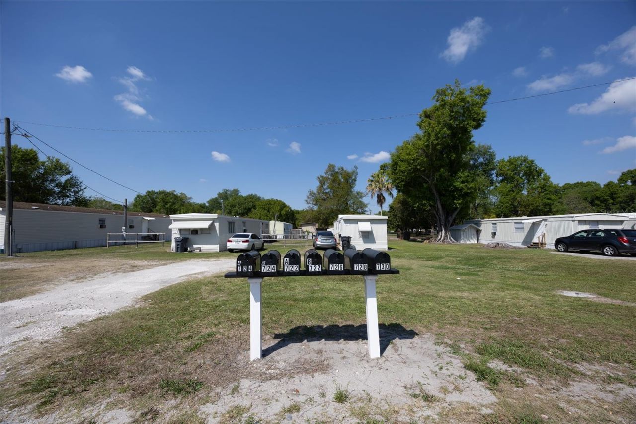 728 N Chestnut Road, Lakeland, FL 33815 Photo