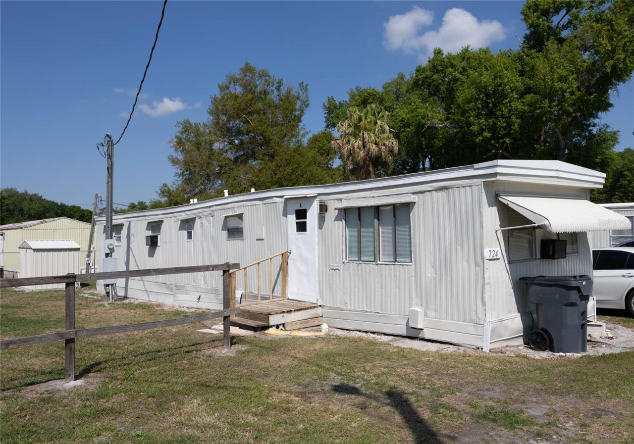 728 N Chestnut Road, Lakeland, FL 33815 Photo