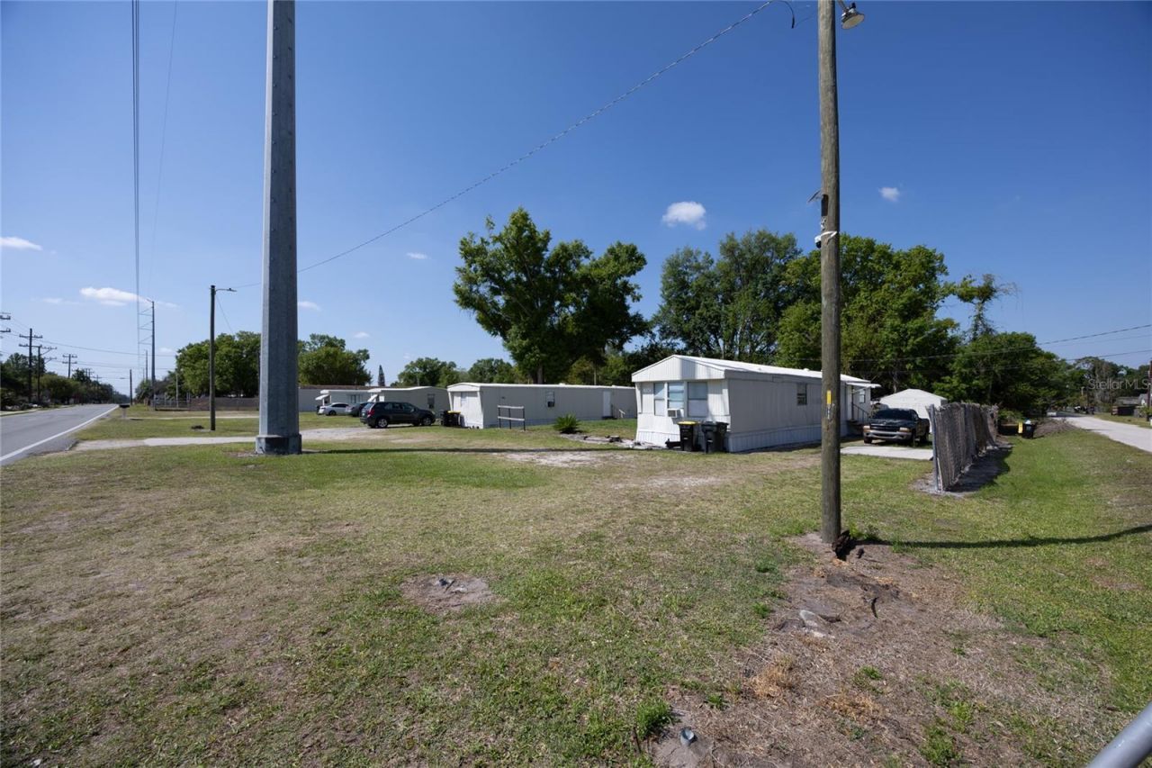 728 N Chestnut Road, Lakeland, FL 33815 Photo