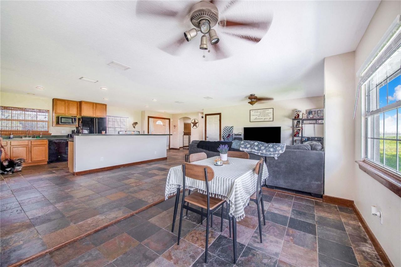 6631 Lake Hatchineha Road, Haines City, FL 33844 Photo