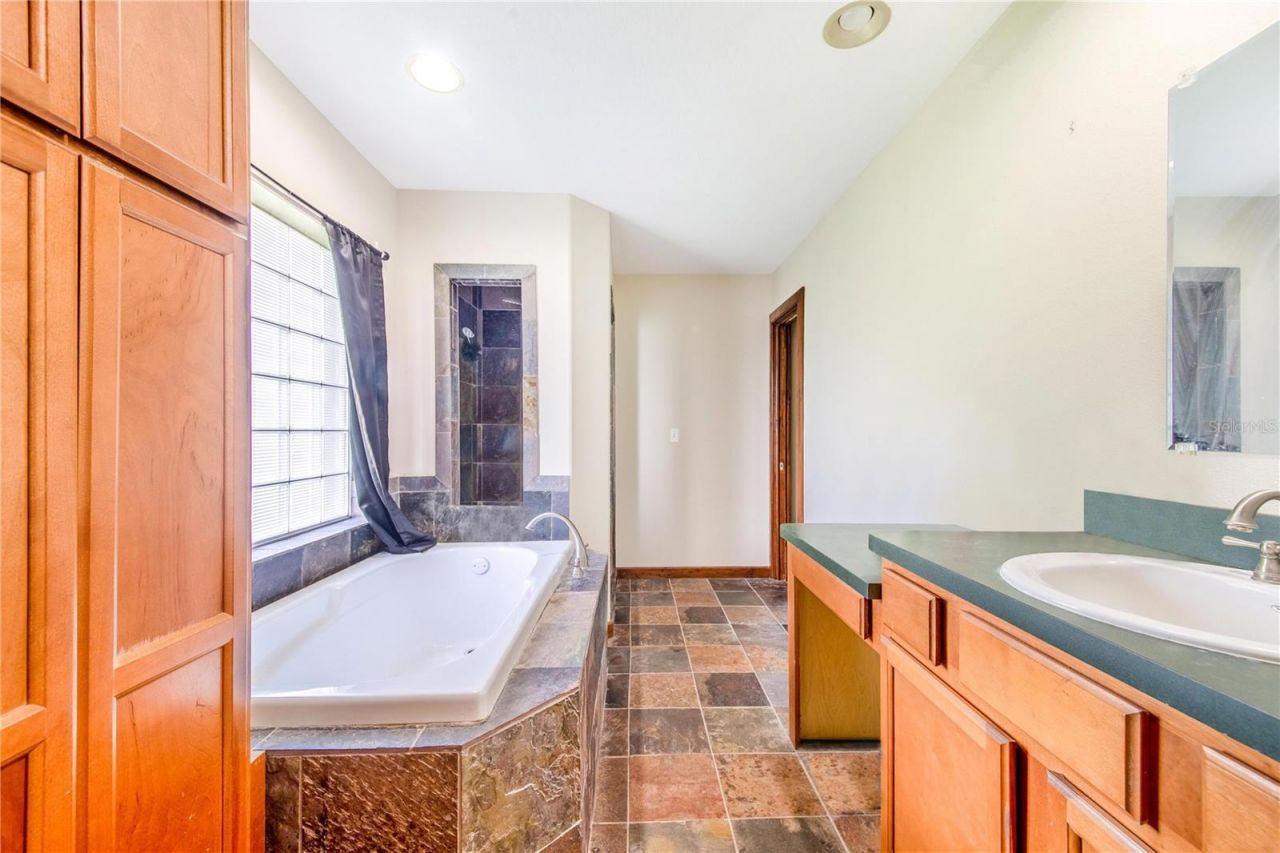 6631 Lake Hatchineha Road, Haines City, FL 33844 Photo