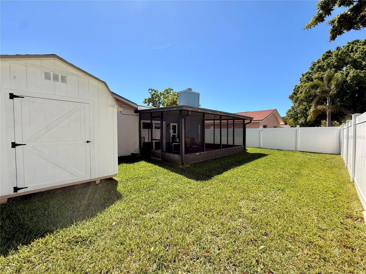 8335 Somerset Drive , Largo, FL 33773 Photo