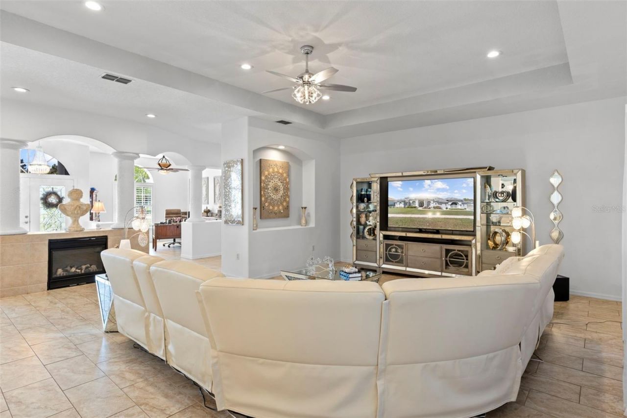 4061 Misty View Drive, Spring Hill, FL 34609 Photo