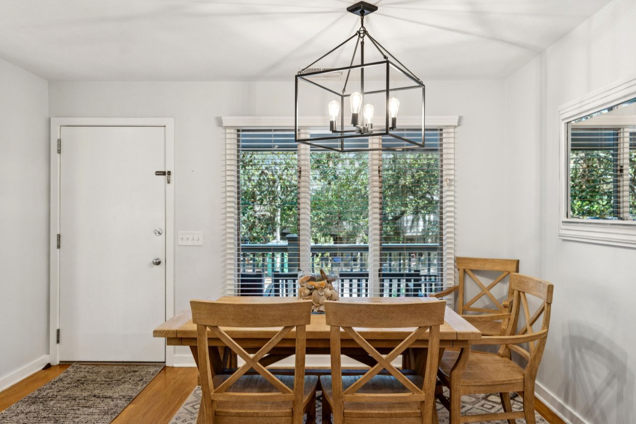 4127 Bulrush Lane Photo 3