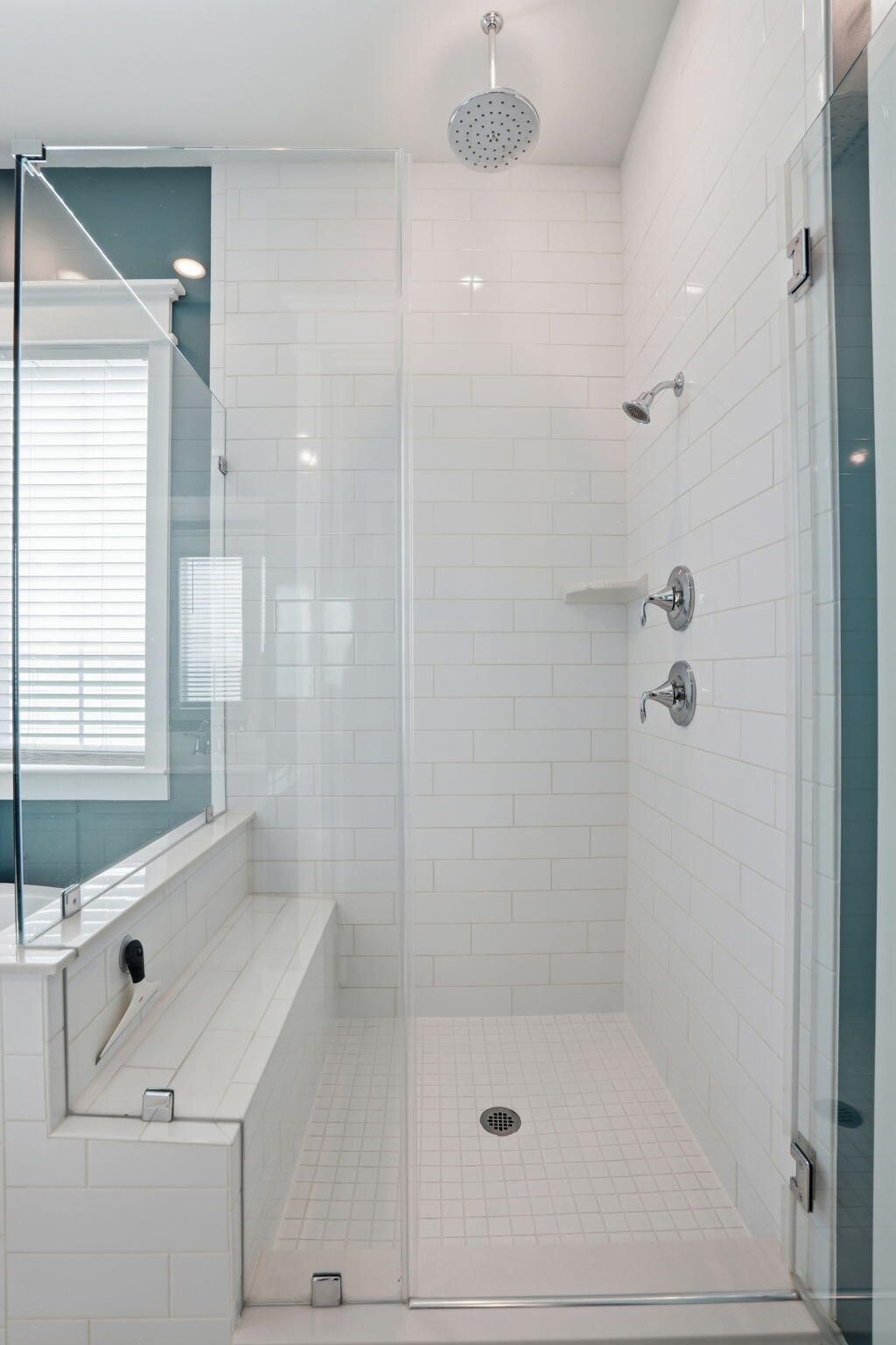 411 N Commodore Way Photo 22