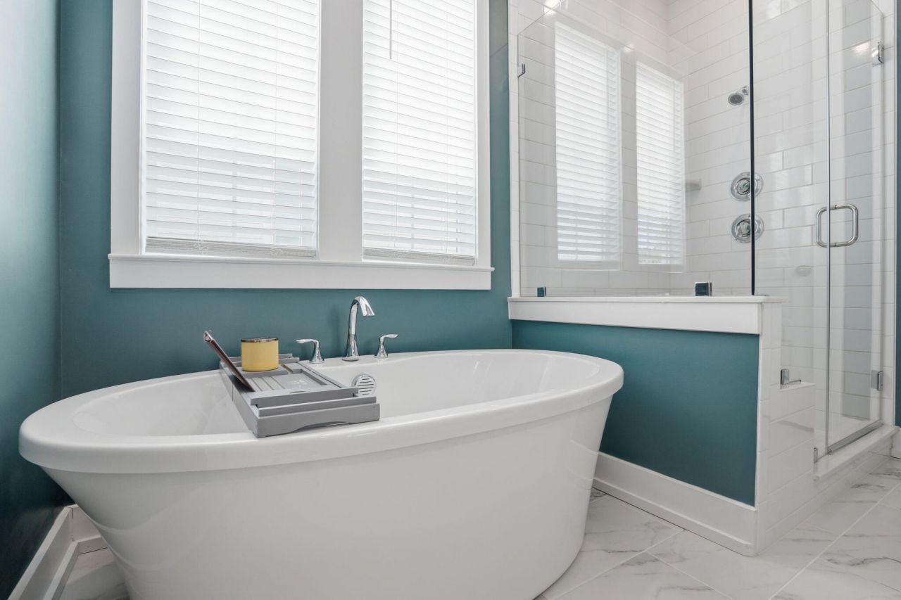 411 N Commodore Way Photo 23