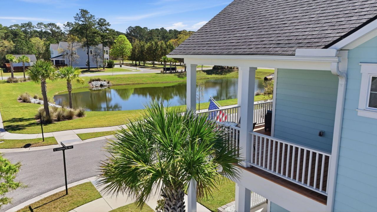 411 N Commodore Way Photo 37