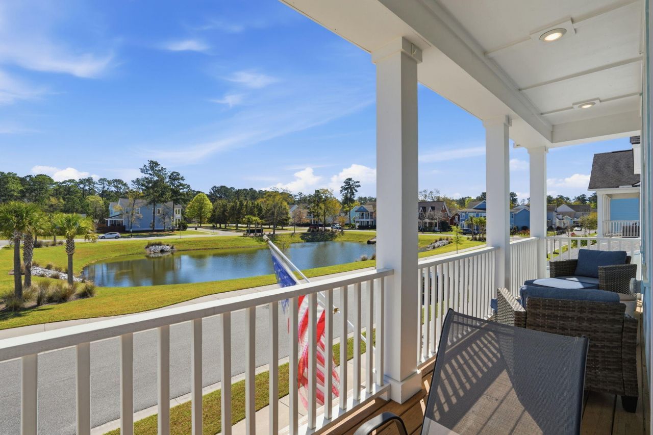 411 N Commodore Way Photo 38