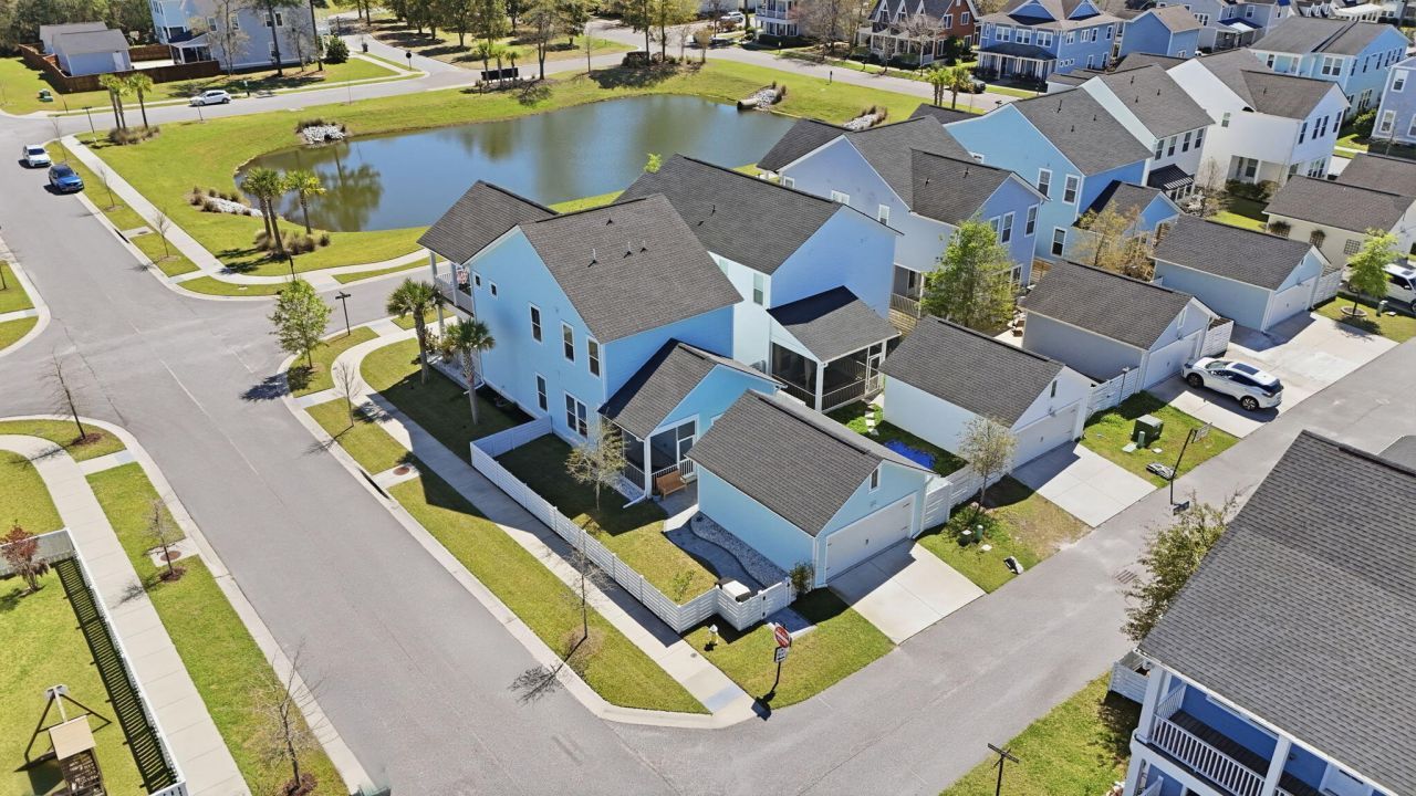 411 N Commodore Way Photo 46