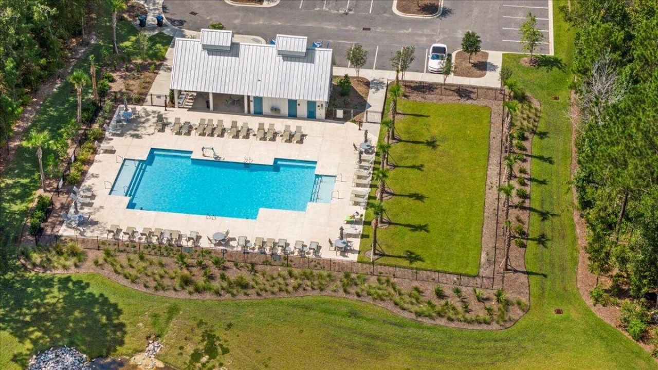 411 N Commodore Way Photo 62