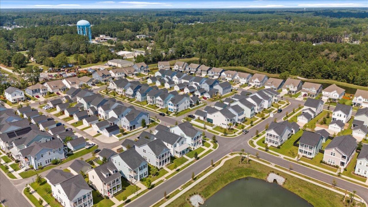 411 N Commodore Way Photo 70