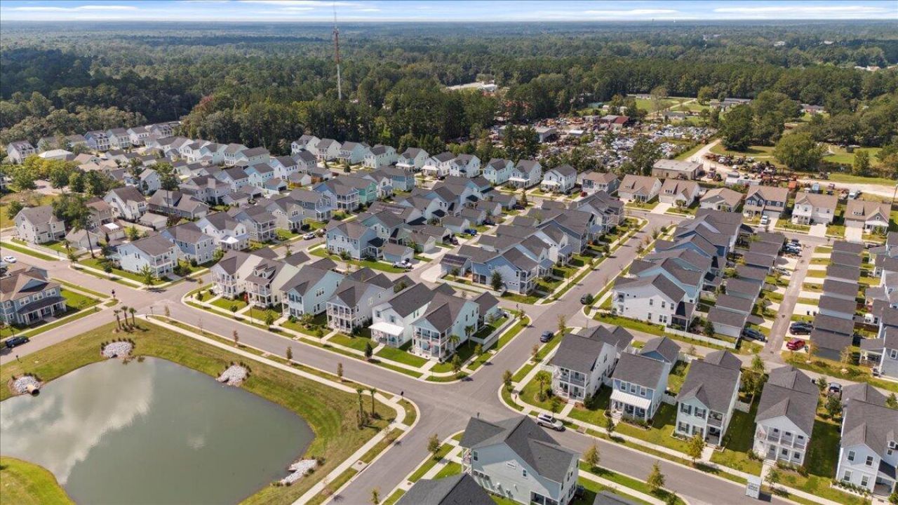 411 N Commodore Way Photo 71