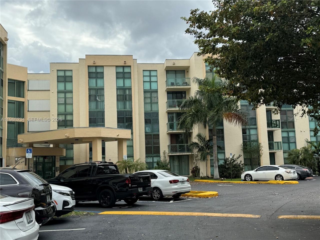 2075 SW 122nd Ave, Unit 417, Miami, FL 33175 Photo