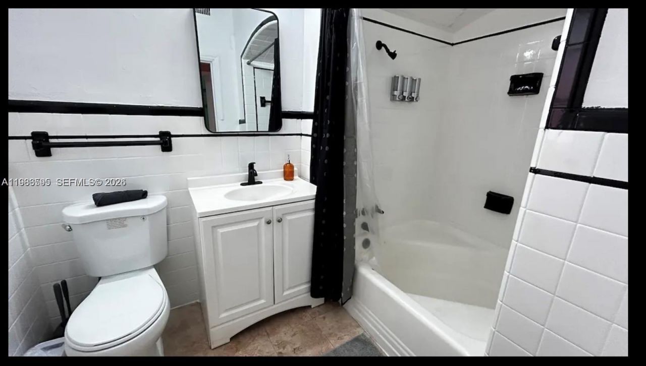 843 NW 3rd St, Unit 1, Miami, FL 33128 Photo