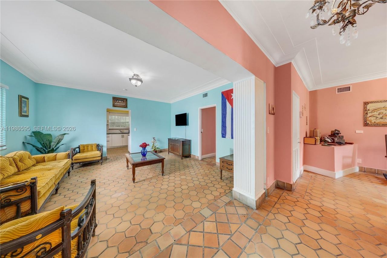 843 NW 3rd St, Unit 1, Miami, FL 33128 Photo