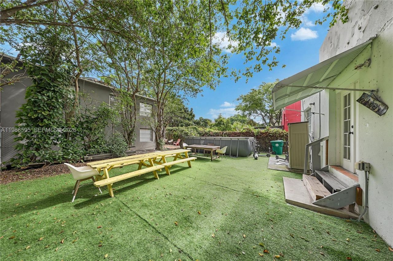 843 NW 3rd St, Unit 1, Miami, FL 33128 Photo