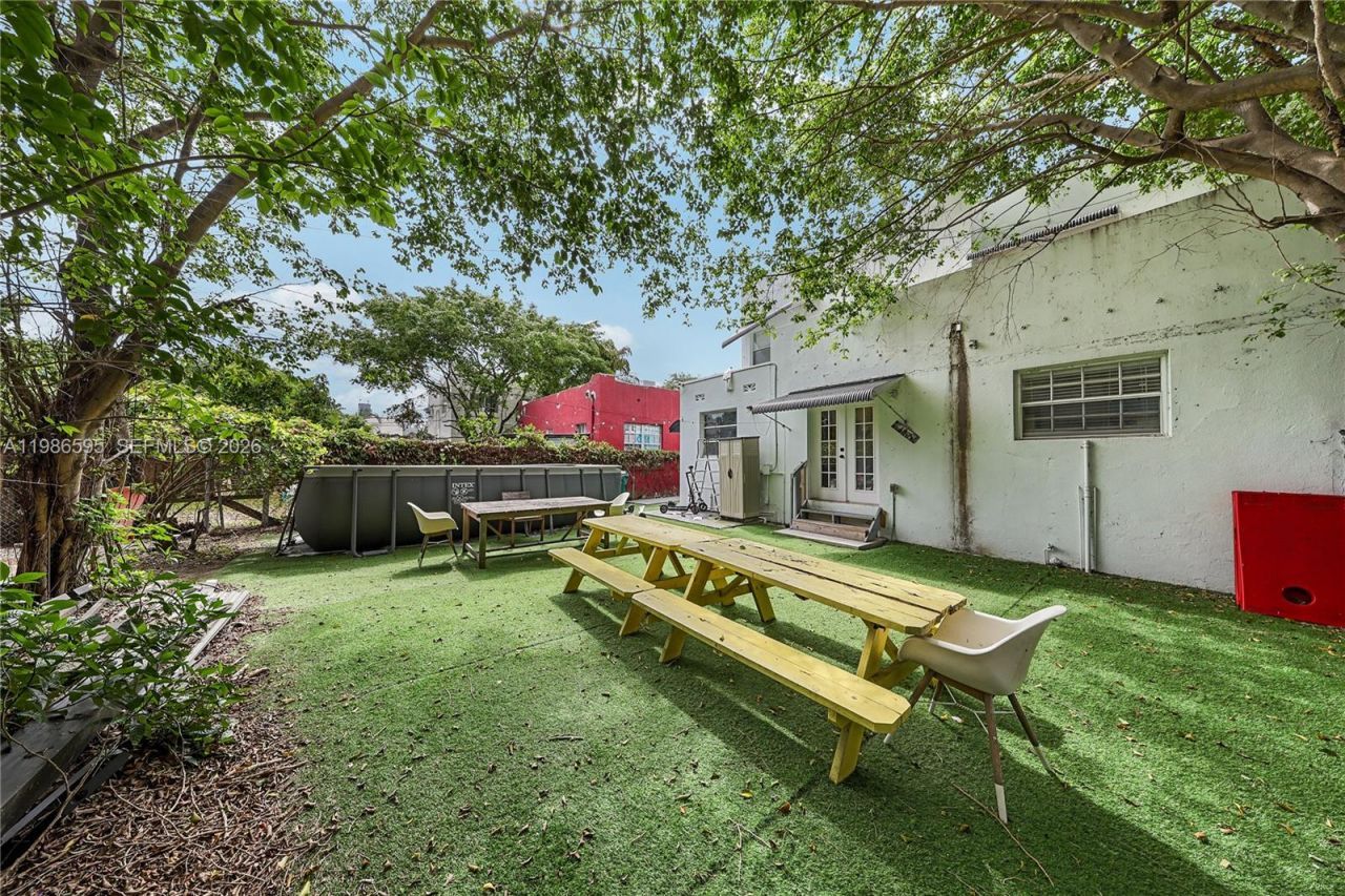 843 NW 3rd St, Unit 1, Miami, FL 33128 Photo