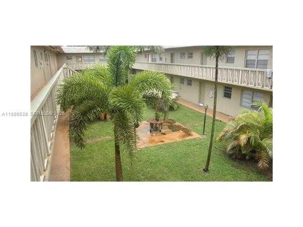 1370 NE 119th St, Unit 137015, Miami, FL 33161