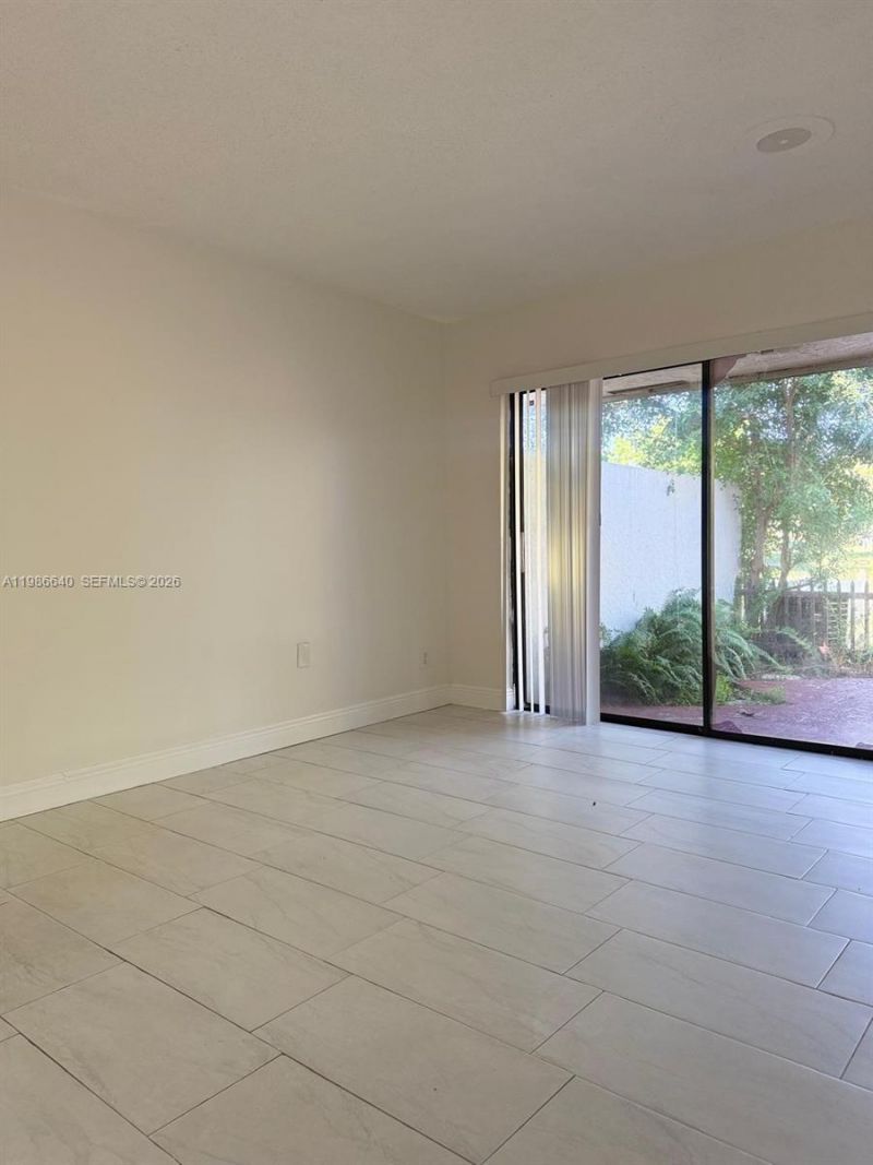 3816 SW 68th Way, Unit 14-F, Miramar, FL 33023 Photo