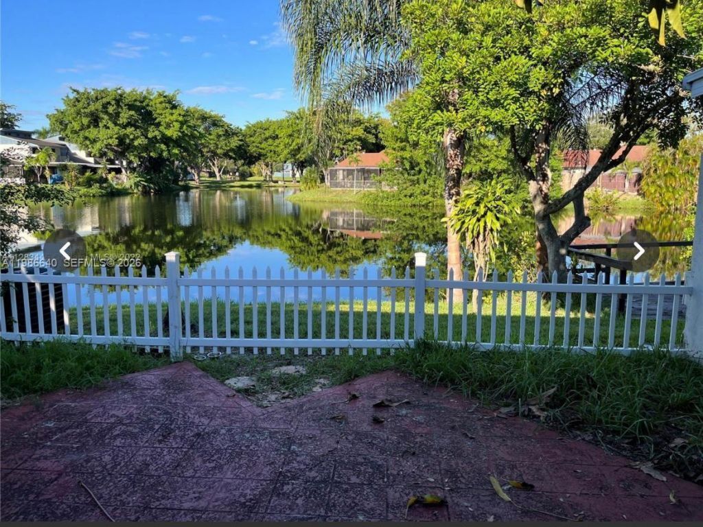 3816 SW 68th Way, Unit 14-F, Miramar, FL 33023 Photo