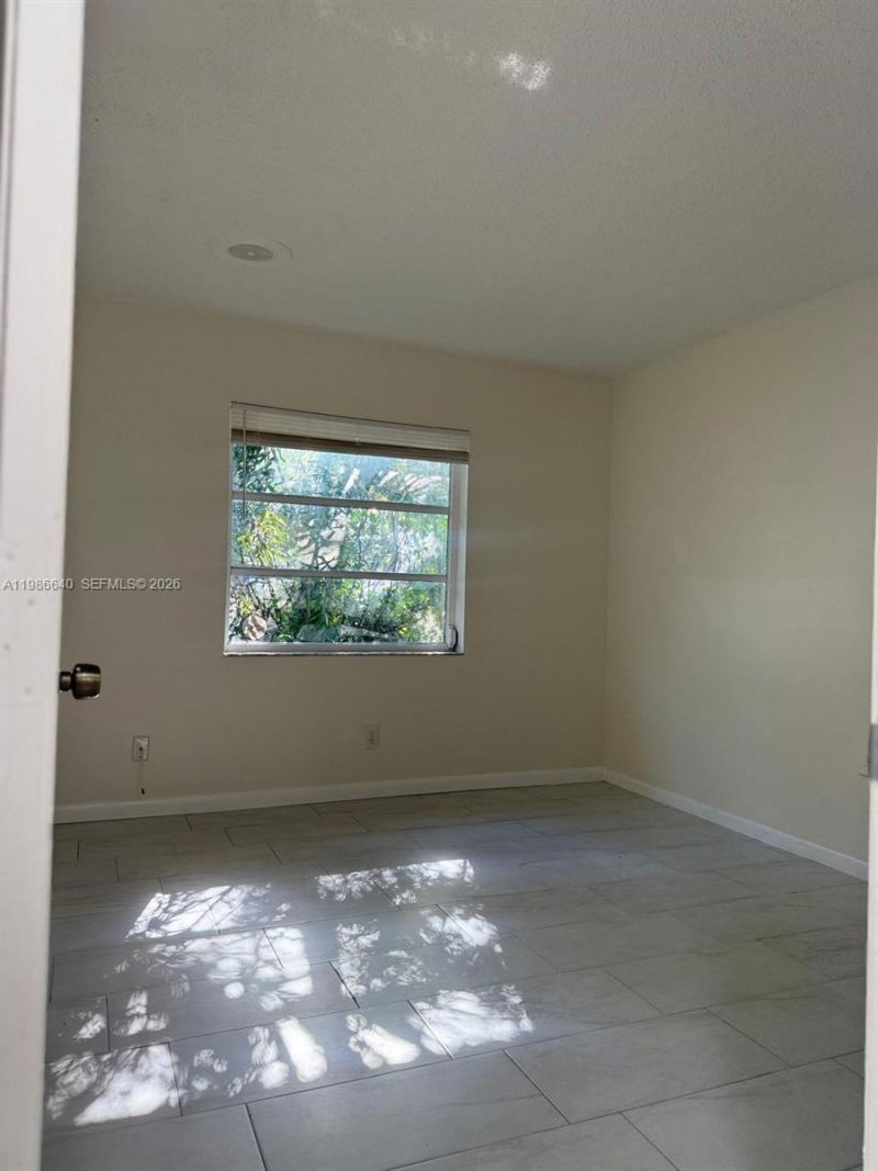 3816 SW 68th Way, Unit 14-F, Miramar, FL 33023 Photo