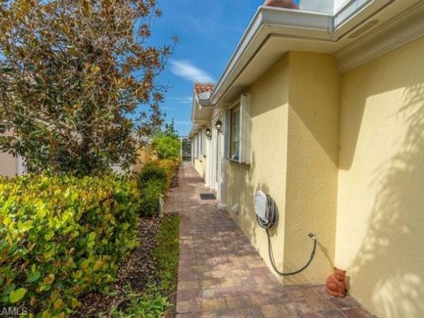 7630 Novara CT, NAPLES, FL 34114