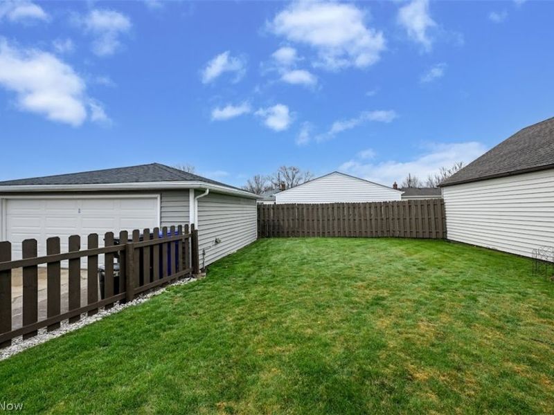 6065 Mercer Drive, Brook Park, OH 44142 Photo 22