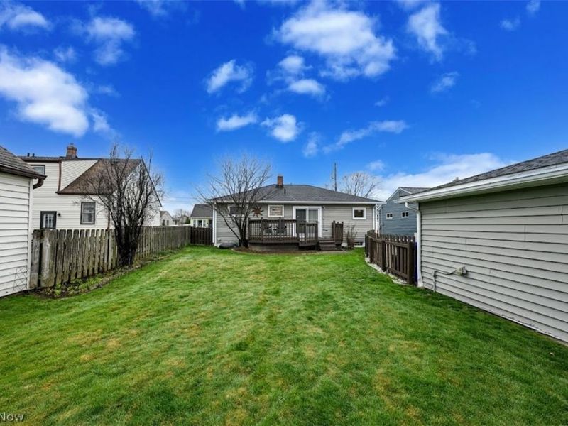 6065 Mercer Drive, Brook Park, OH 44142 Photo 24