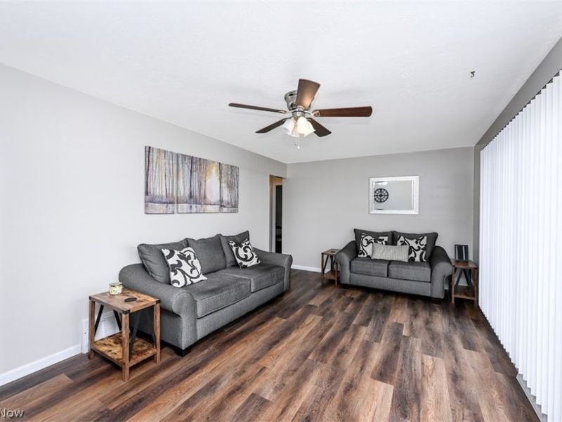 6065 Mercer Drive, Brook Park, OH 44142 Photo 5