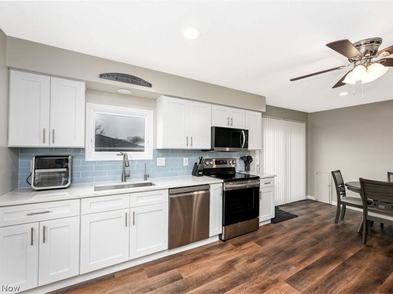 6065 Mercer Drive, Brook Park, OH 44142 Photo 6