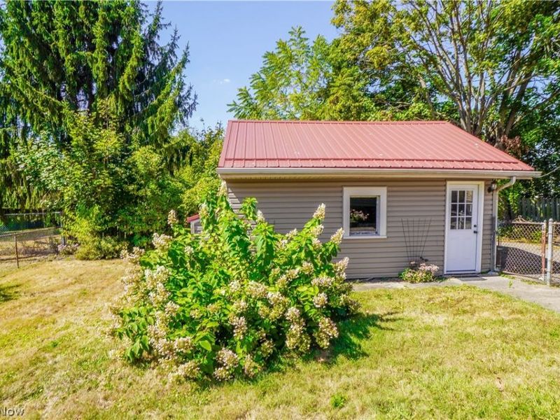 1521 Gibbs Avenue NE, Canton, OH 44705 Photo 23