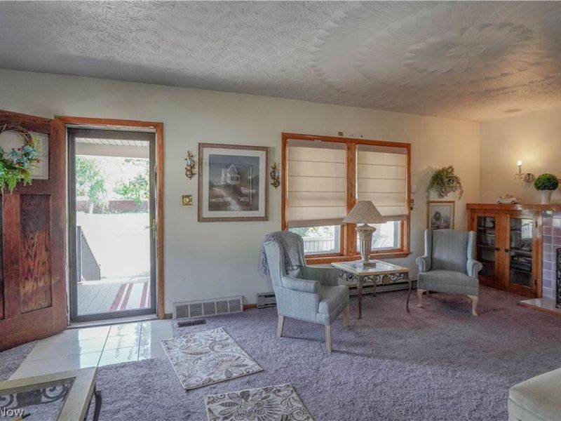 1521 Gibbs Avenue NE, Canton, OH 44705 Photo 3