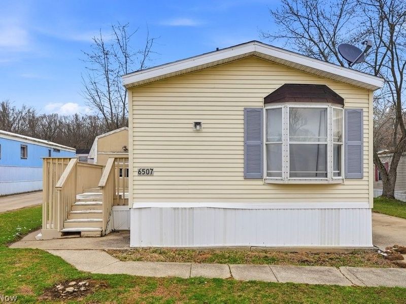 6507 Robby Lane , Ravenna, OH 44266 Photo 2