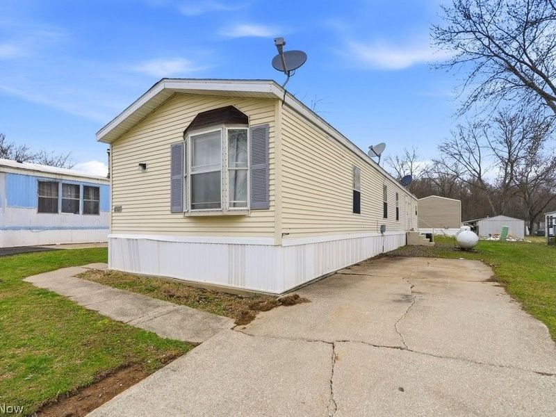 6507 Robby Lane , Ravenna, OH 44266 Photo 3