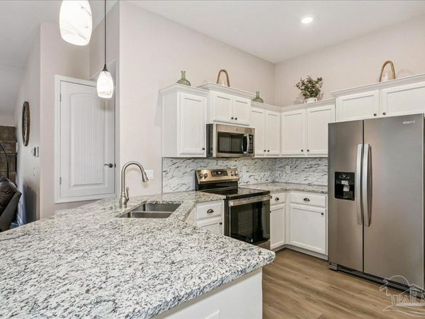 1891 Natures Way, Gulf Breeze, FL 32563