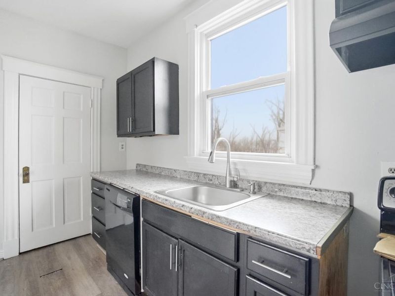 2465 Saturn Street, Cincinnati, OH 45214 Photo 19