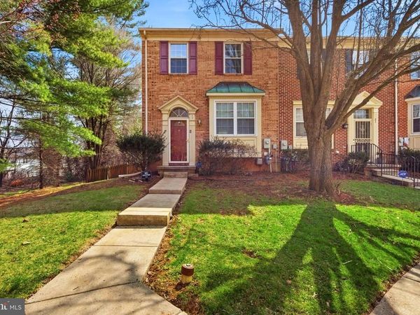 23 RED JONATHAN, BALTIMORE, MD 21208