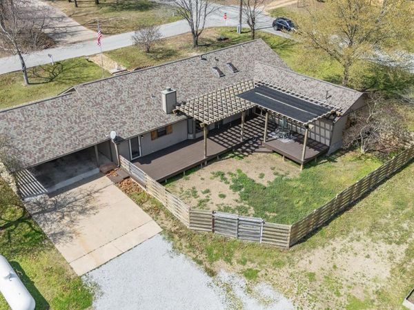 1301 Maple Drive, Grove, OK 74344