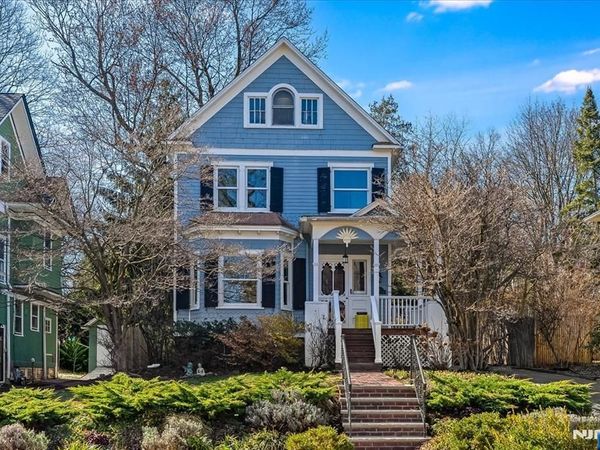 82 Essex Avenue, GLEN RIDGE, NJ 07028